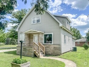 Building Photo - FOR RENT SAINT JOE-MOVE IN READY