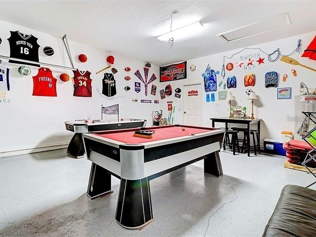 Building Photo - 153 Vizcay Way