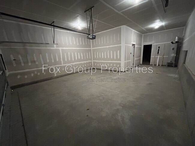 Building Photo - 108 Glencoe Ln