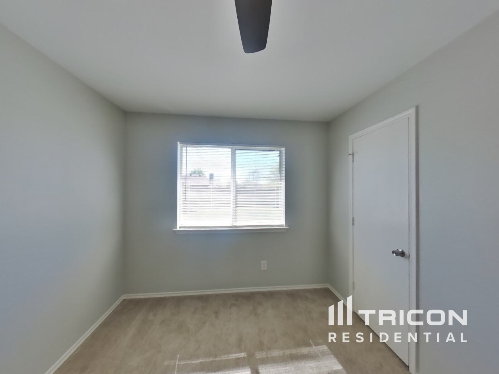 Building Photo - 6910 Meadow Bend Dr