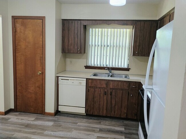 Building Photo - #664 Village