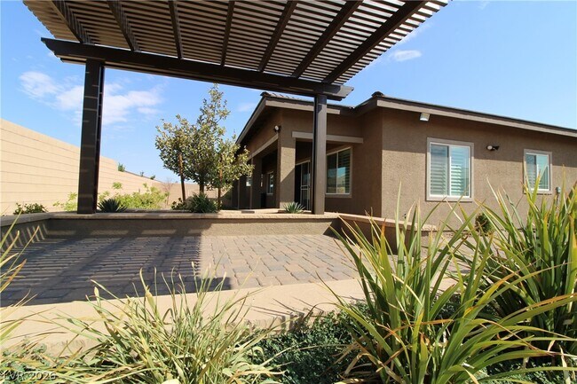 Building Photo - 593 Chromatic Chord Ct