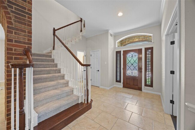 Building Photo - 1303 Quiet Creek Dr