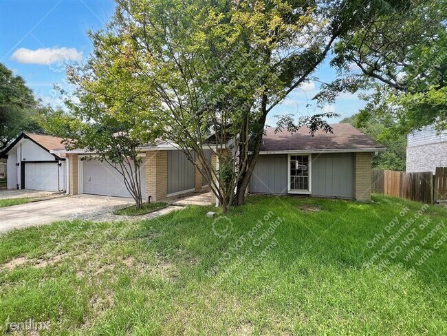 Building Photo - 8411 Collingwood-