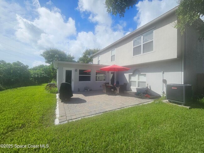 Building Photo - 2240 Spring Creek Cir