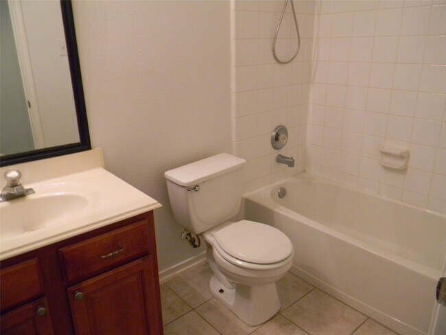 Building Photo - 3334 Pebble Beach Ln