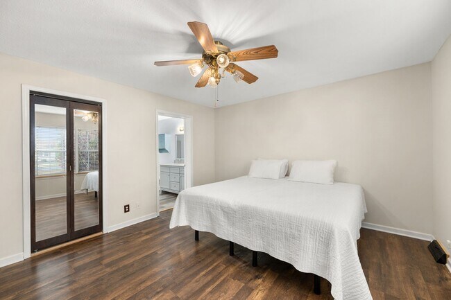 Building Photo - 117 Crazy Horse Trail