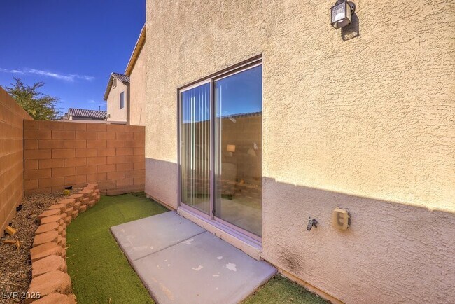 Building Photo - 7832 Blesbok Ct