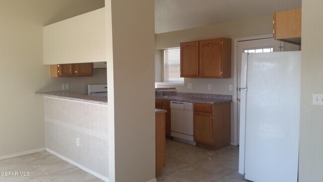 Building Photo - 505 Von Bargen Dr