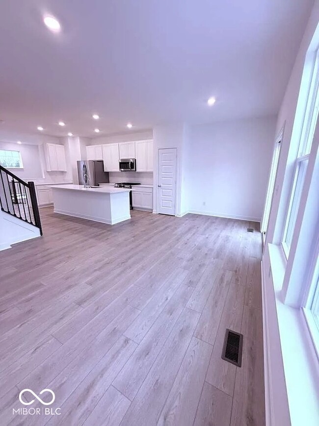 Building Photo - 4923 Gilet Dr