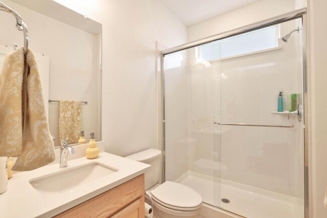 Building Photo - 2887 Penrose Ln