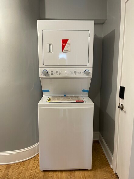 In-Unit Washer/Dryer - 59 Railroad Ave