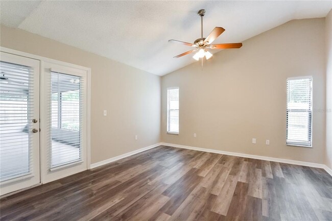 Building Photo - 1312 Seagate Dr S