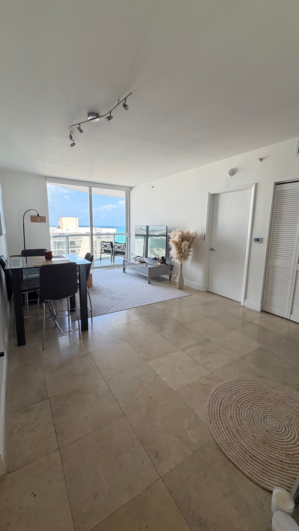 Building Photo - 6365 Collins Ave