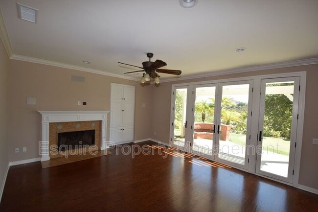 Building Photo - 1674 Bushgrove Ct
