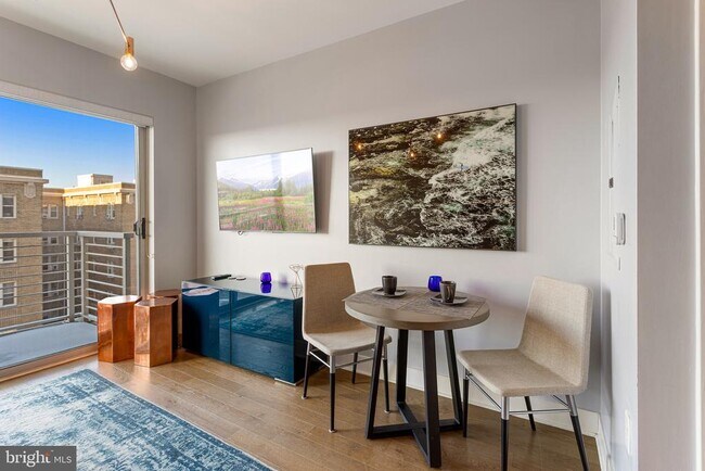 Building Photo - 2550 17th St NW