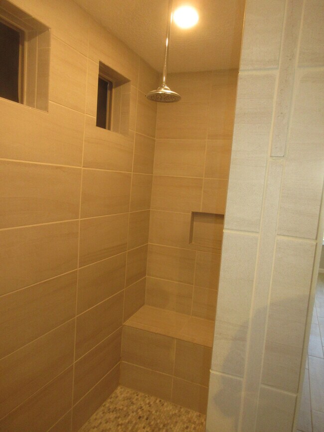 Building Photo - 8715 Sugarite Trail NE