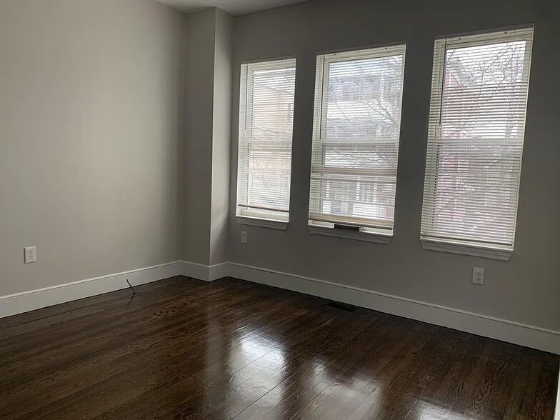 Building Photo - 36 Winston Rd