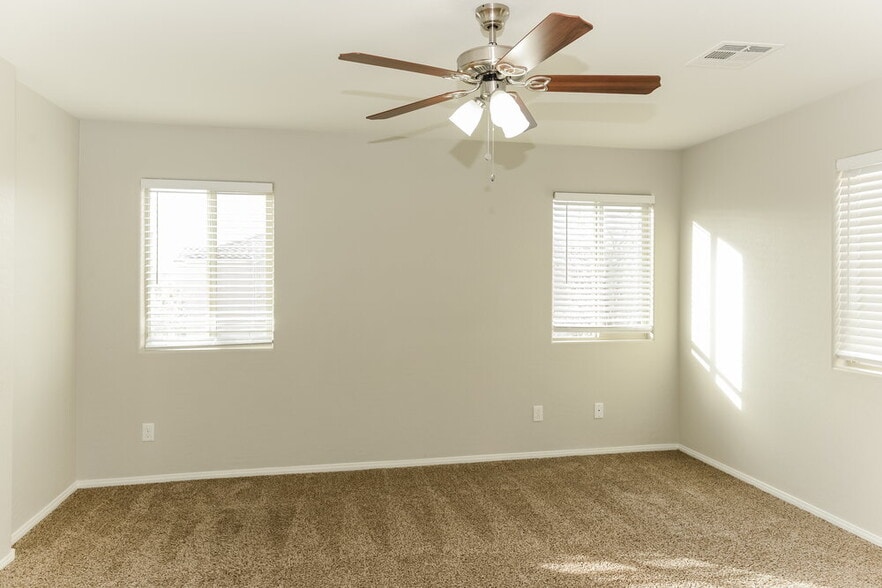 Building Photo - 9025 Refined Ct