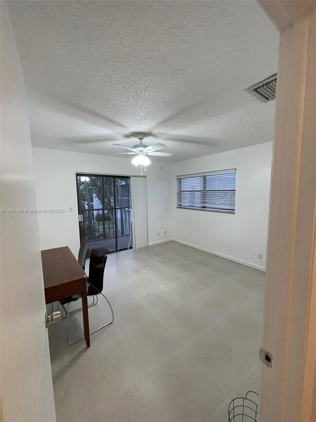 Building Photo - 2718 S University Dr