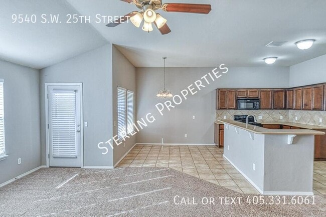 Building Photo - 9540 SW 25th St