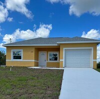 Building Photo - GREAT LOCATION-3/21 SINGLE FAMILY HOME- LAKE PLACID