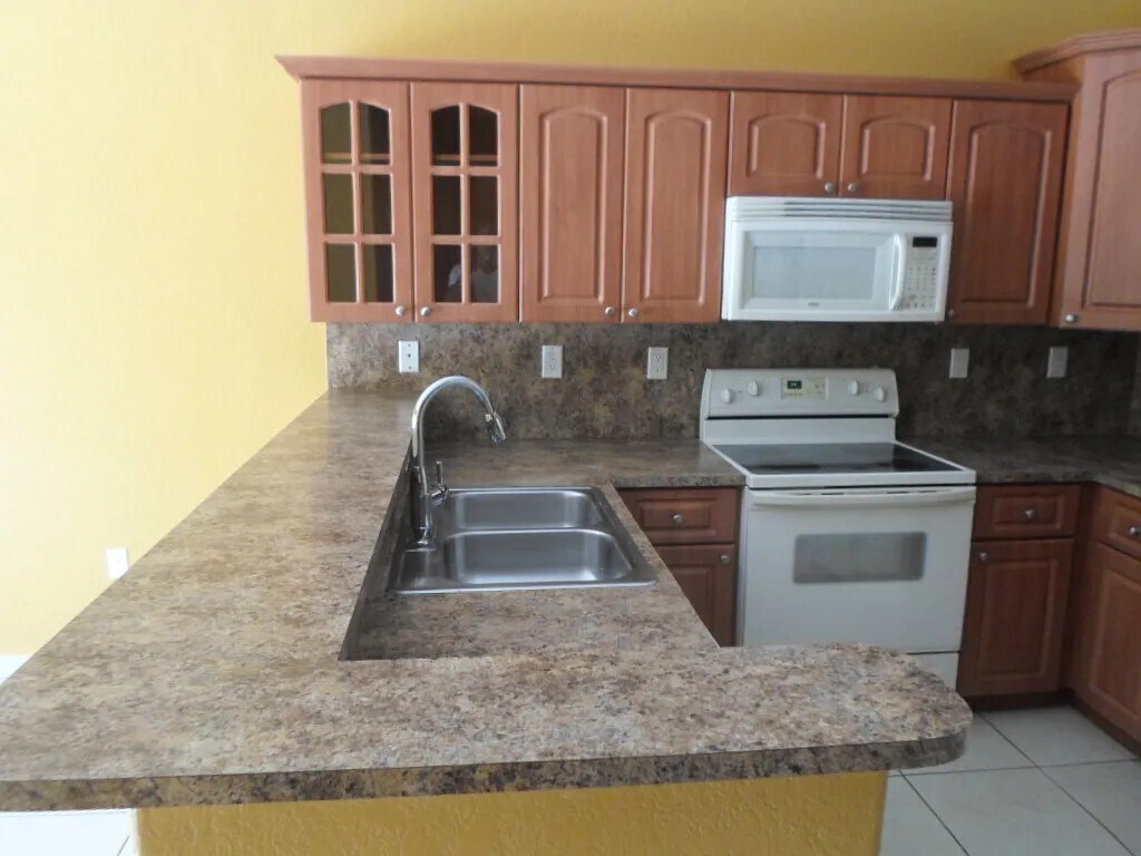 Building Photo - 7772 NW 200th Ln