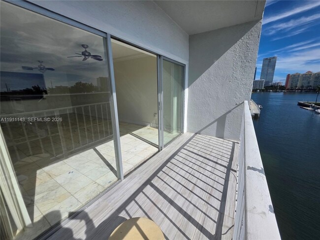 Building Photo - 3944 NE 167th St