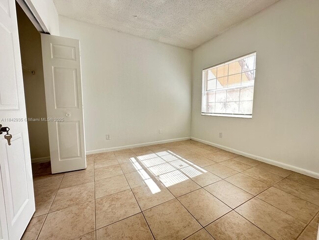 Building Photo - 601 Cypress Lake Blvd