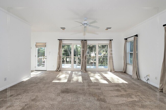 Building Photo - Charming 3-Level Home with Water Access in Daphne, AL