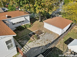 Building Photo - 1627 Schley Ave