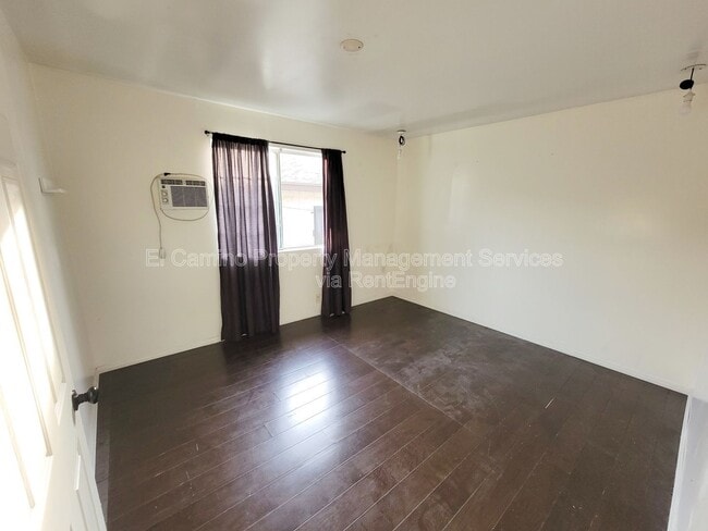 Building Photo - 734 Williamson Ave