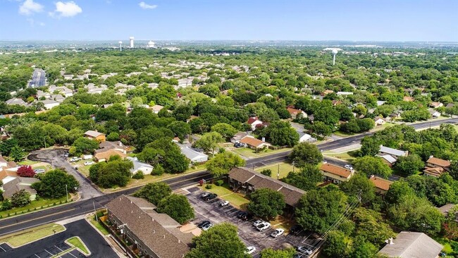 Building Photo - 11519 Pecan Creek Pkwy