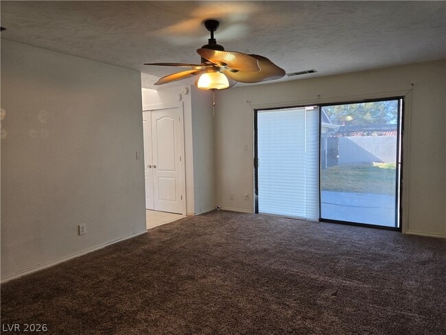 Building Photo - 5945 N El Capitan Way