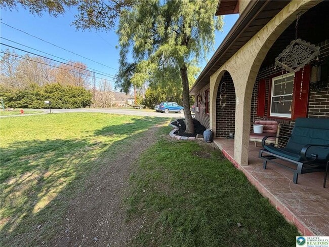 Building Photo - 1170 Oakhurst Dr