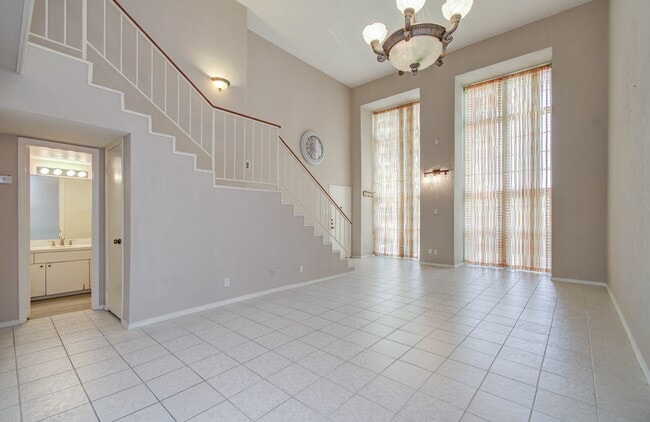 Building Photo - 12633 Memorial Dr