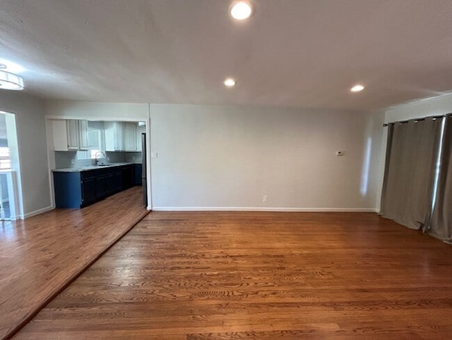 Building Photo - Charming 4 Bedroom, 2 Bath Home in Novato ...