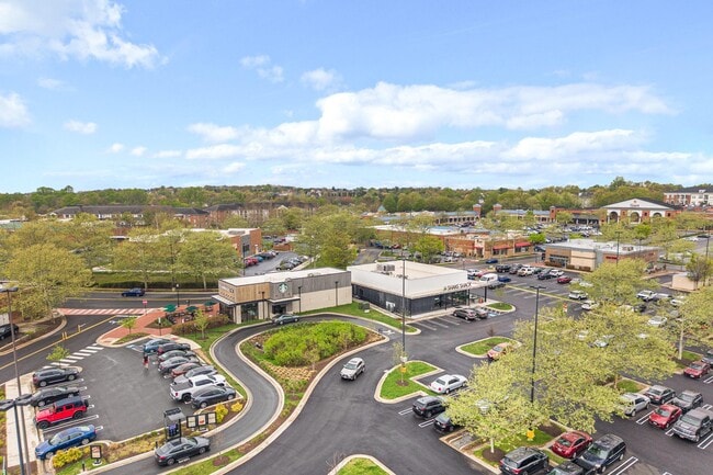 Building Photo - 631 Gatestone St