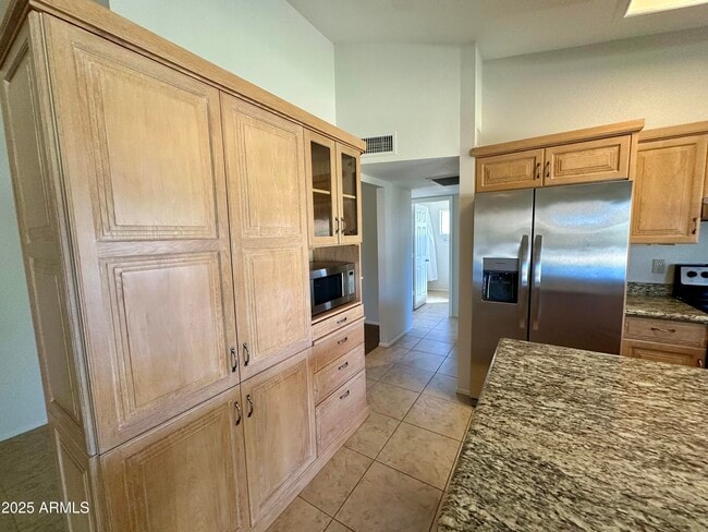 Building Photo - 6228 E Nisbet Rd