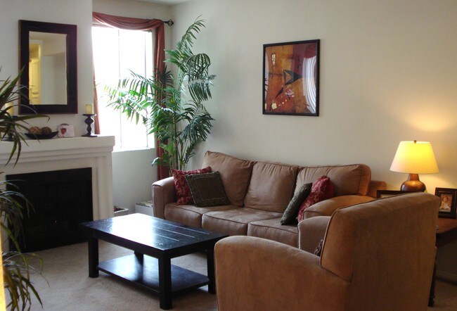 Building Photo - Cochran Island Apartments