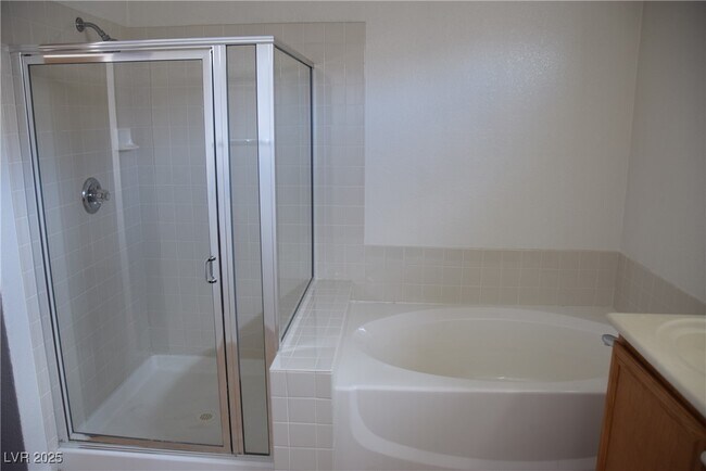 Building Photo - 8148 Finch Feather St