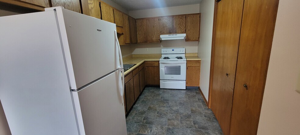 Building Photo - 14 Lincoln Ln