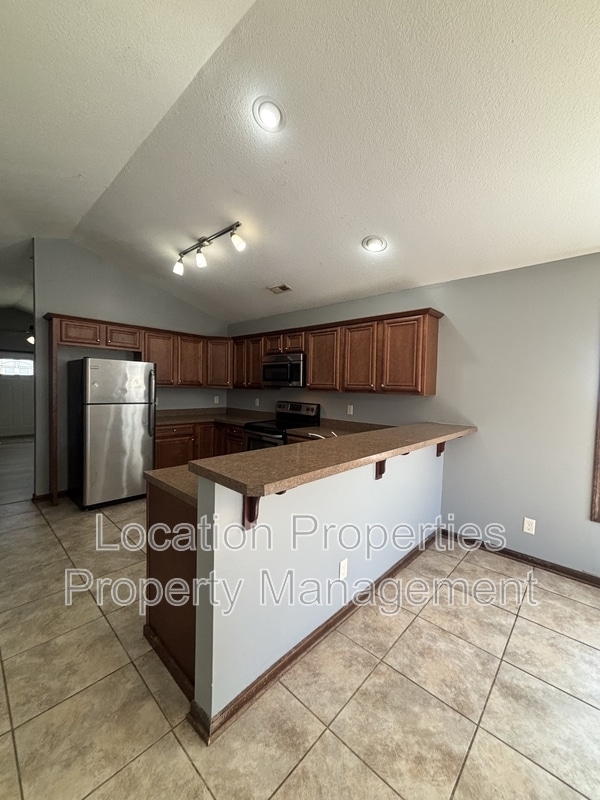 Building Photo - 433 Arkansas St