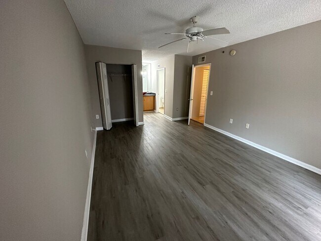 Building Photo - 3113 Clint Moore Rd