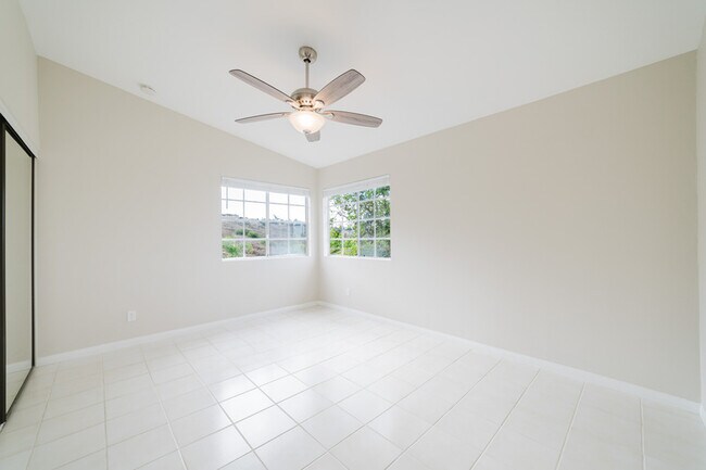 Building Photo - 7001 Ballena Way