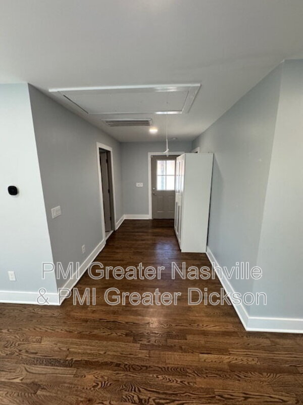 Building Photo - 1711 Golf St