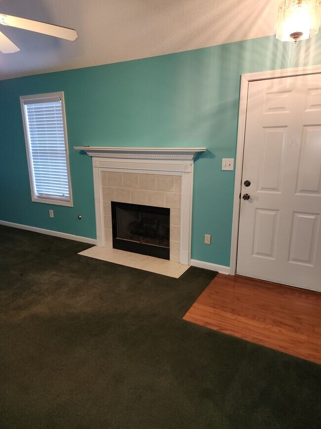 Building Photo - Great West Georgia Rental