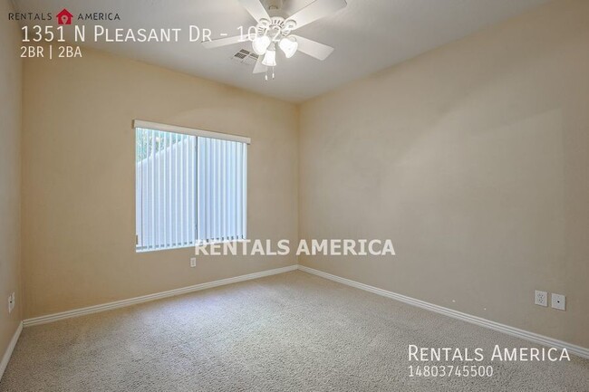 Building Photo - Beautiful 2 Bedroom Condo In Mirage Park R...