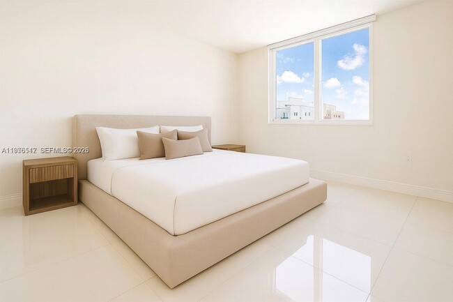 Building Photo - 1861 NW S River Dr