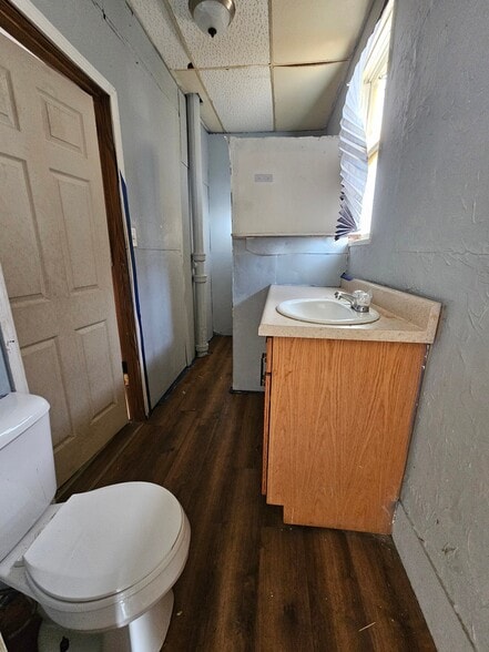 Building Photo - 254 W Peoria Ave